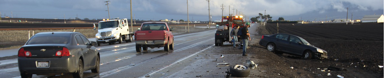 Omissione di soccorso se chi causa l’incidente sosta solo momentaneamente.